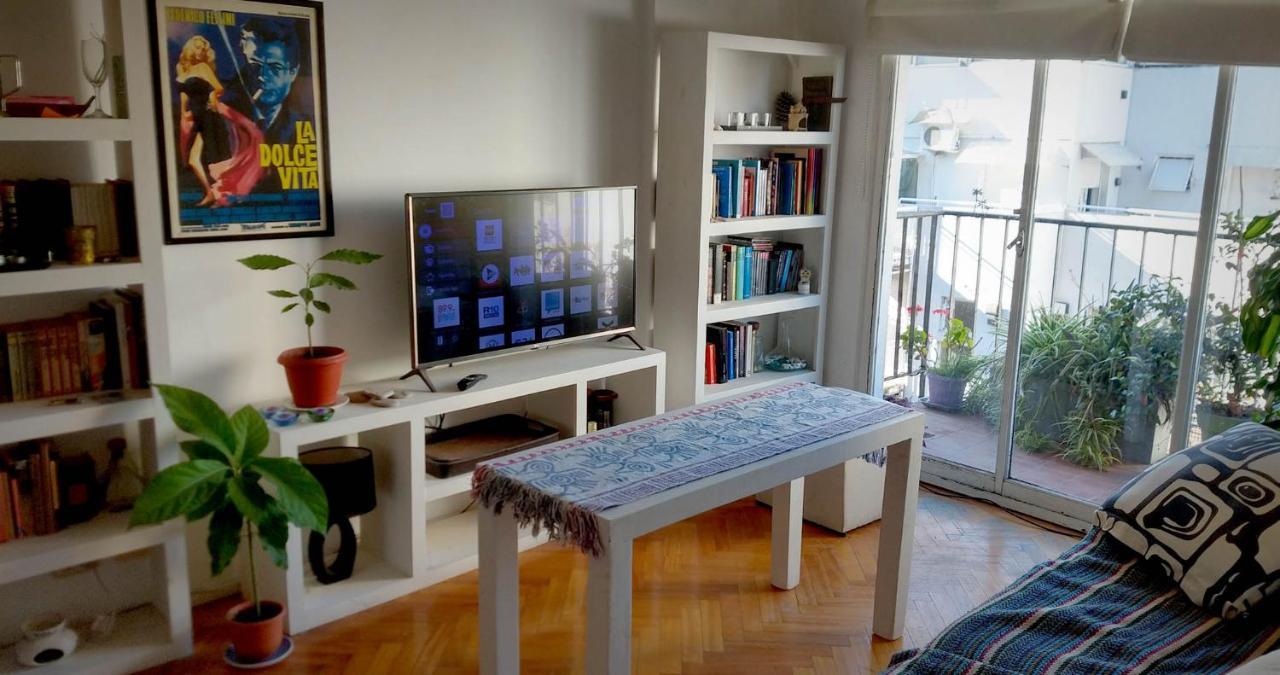 Depto 2 Ambientes Muy Luminoso Con Wifi Y Vista A La Plaza Apartment Буенос Айрес Екстериор снимка